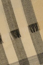 Sciarpa in misto lana ricamata -  | Wise