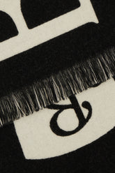 Embroidered wool scarf -  | Wise