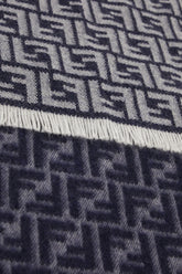 Sciarpa in lana ricamata -  | Wise